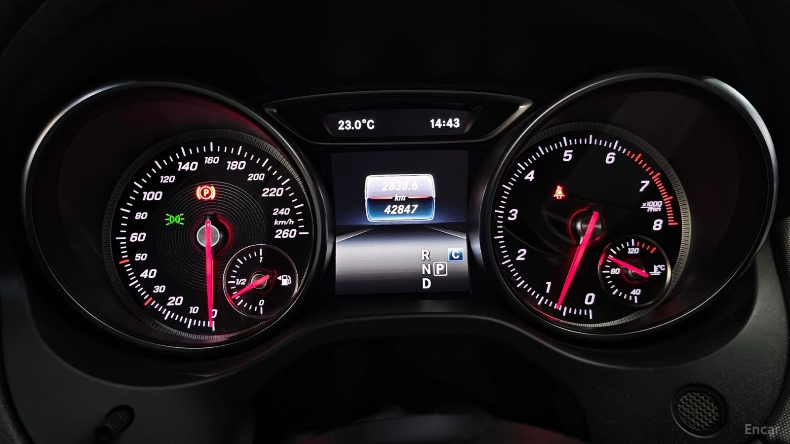 Mercedes-Benz CLA 220 AMG, снимка 7 - Автомобили и джипове - 55571800