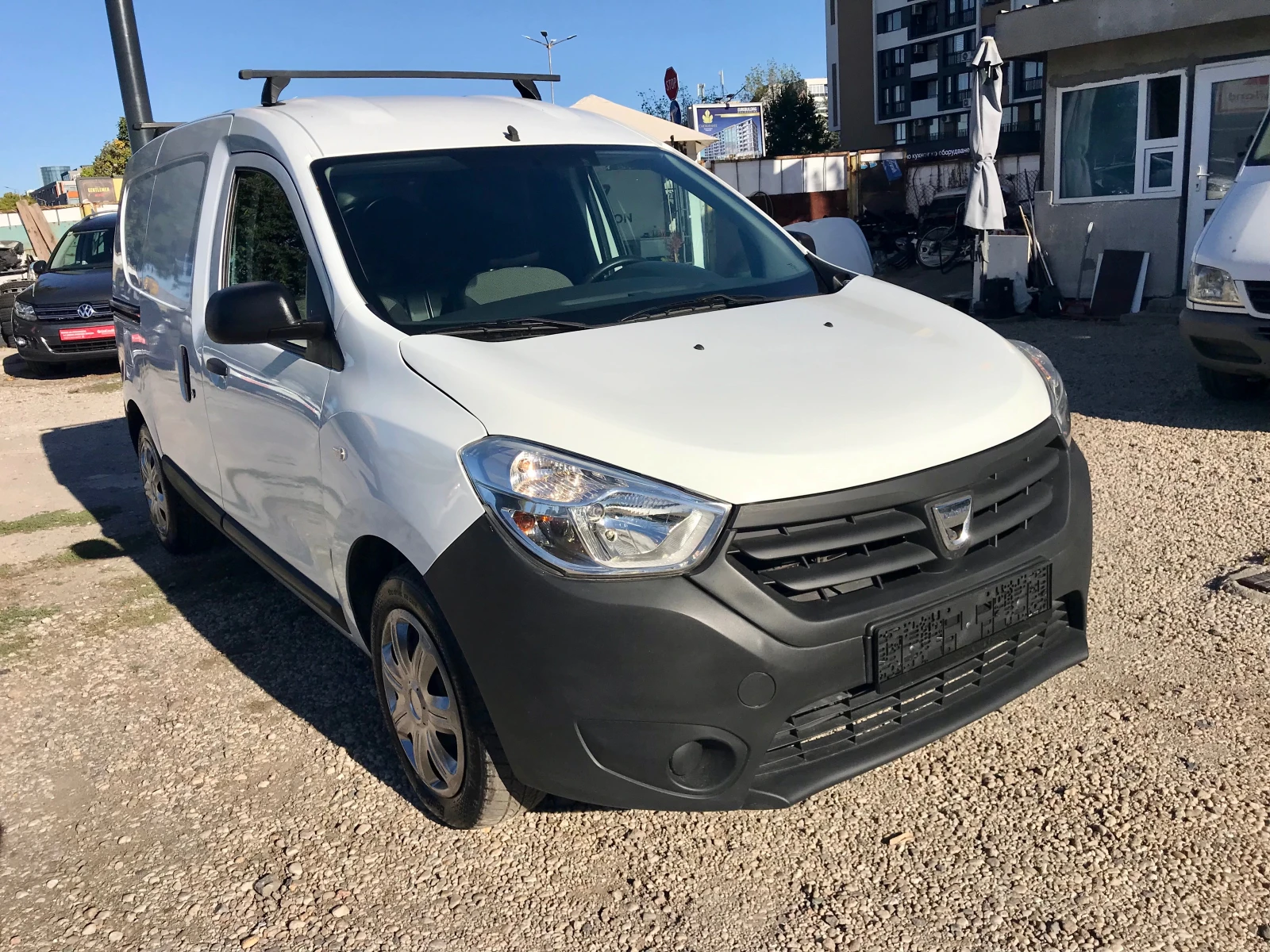 Dacia Dokker 1.5dci-75kc. 2015g., снимка 2 - Автомобили и джипове - 55595644