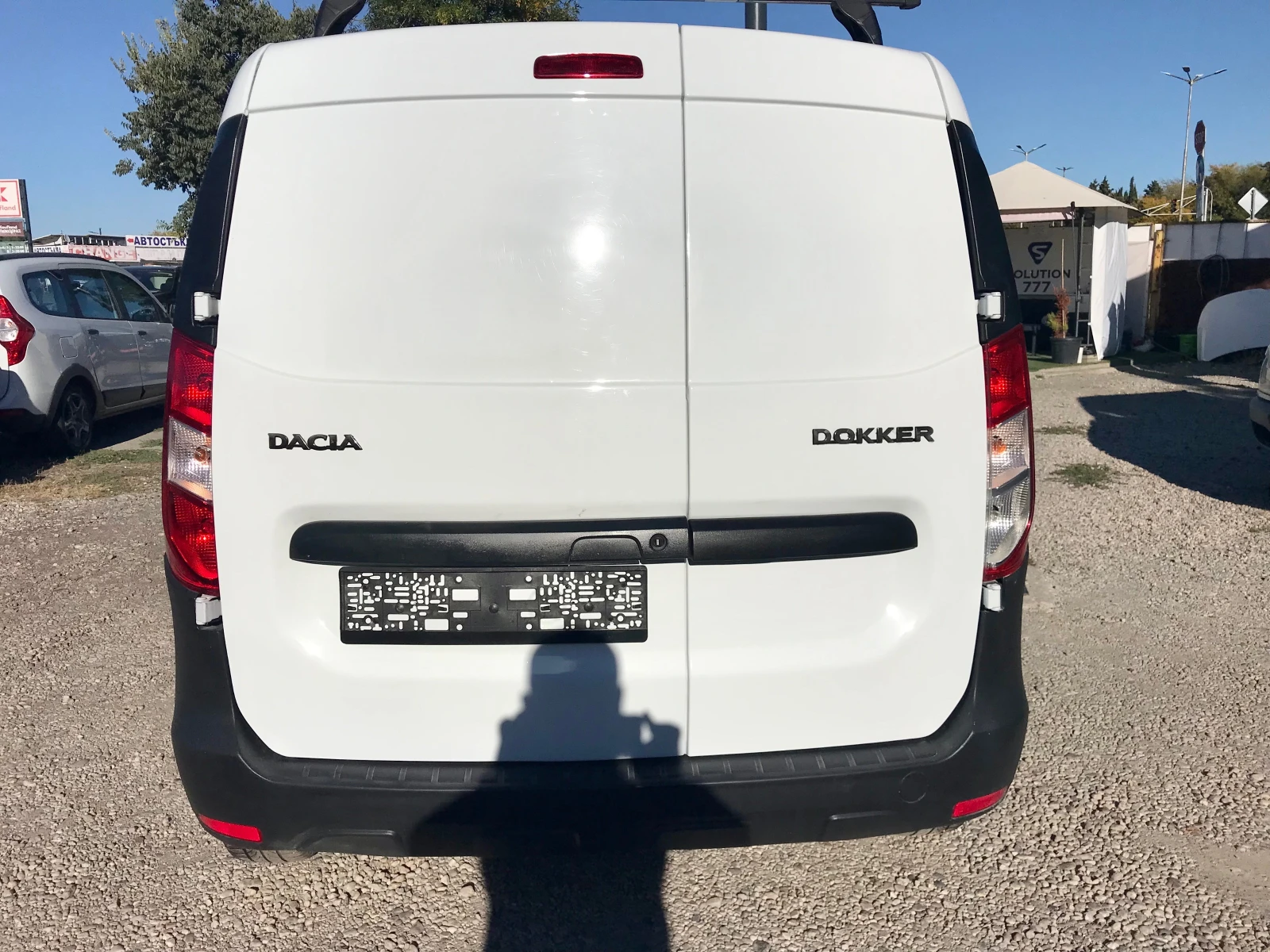 Dacia Dokker 1.5dci-75kc. 2015g., снимка 6 - Автомобили и джипове - 55595644