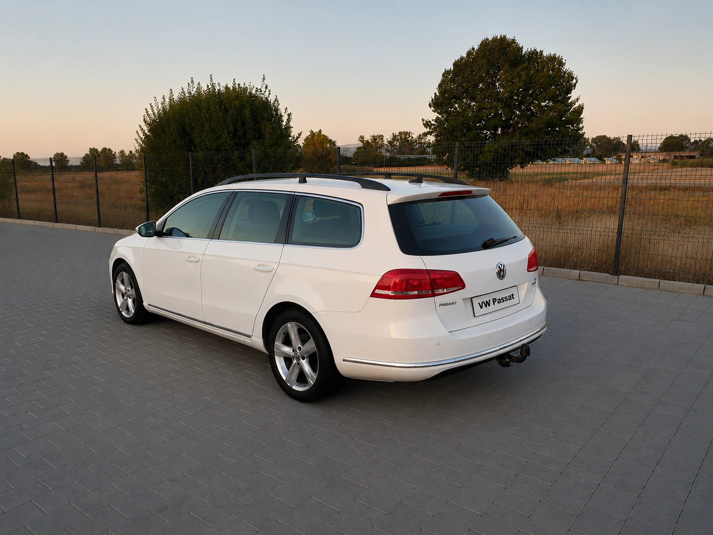 VW Passat 1.4 TSI ECOFUEL - CNG/Метан, снимка 4 - Автомобили и джипове - 55667867