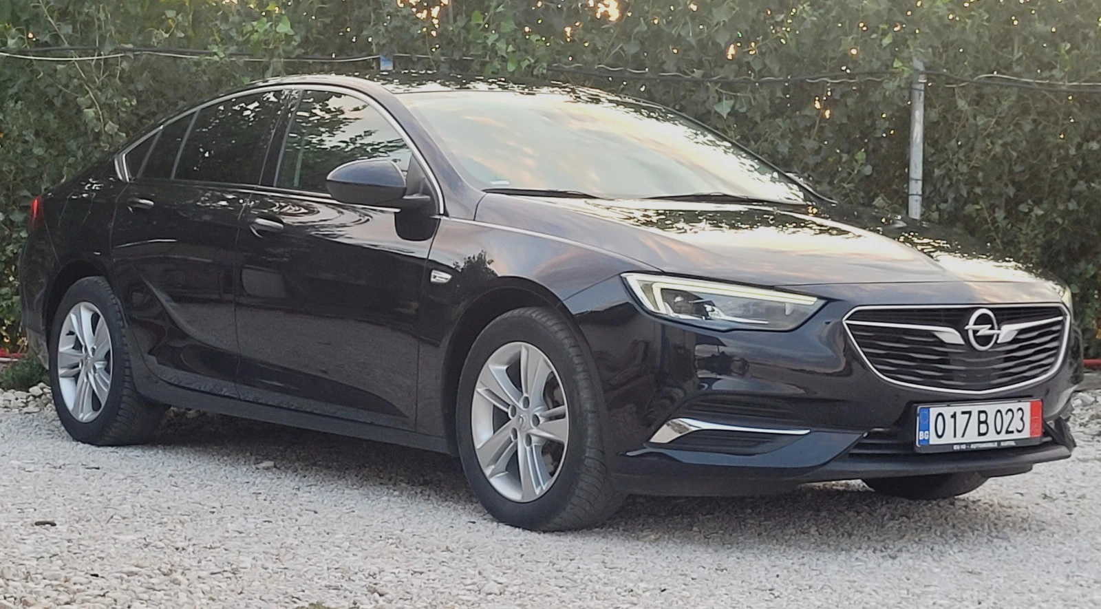 Opel Insignia Grand sport-161xkm-Germany-Топ състояние, снимка 6 - Автомобили и джипове - 55698129