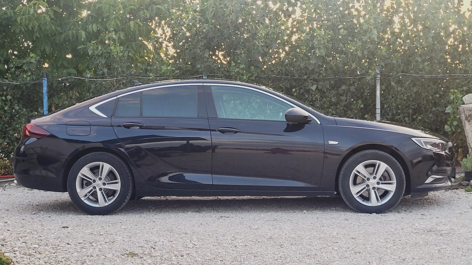 Opel Insignia Grand sport-161xkm-Germany-Топ състояние, снимка 5 - Автомобили и джипове - 55698129