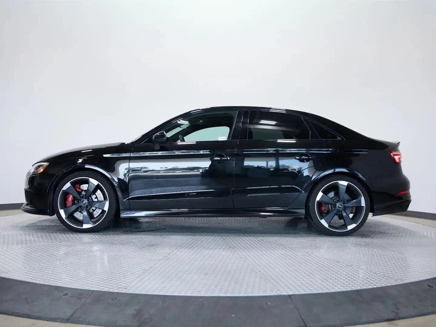 Audi Rs3 ���� �� �������� ���������� | Mobile.bg � ����������� 2
