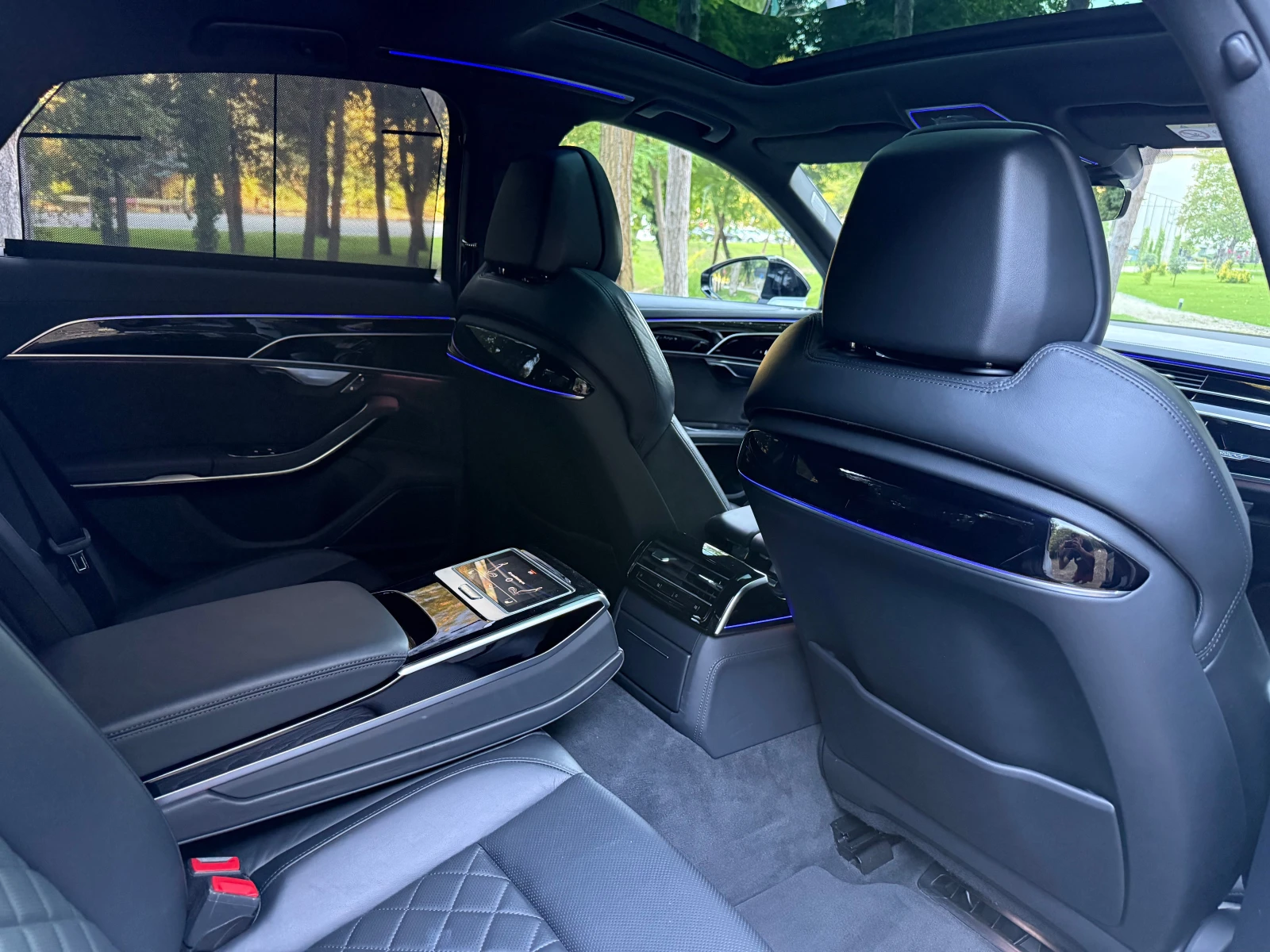 Audi A8 5.0TDI* MATRIX* S-LINE* B&O* PANO* ВАКУМ* ОБДУХВАН, снимка 11 - Автомобили и джипове - 56120816