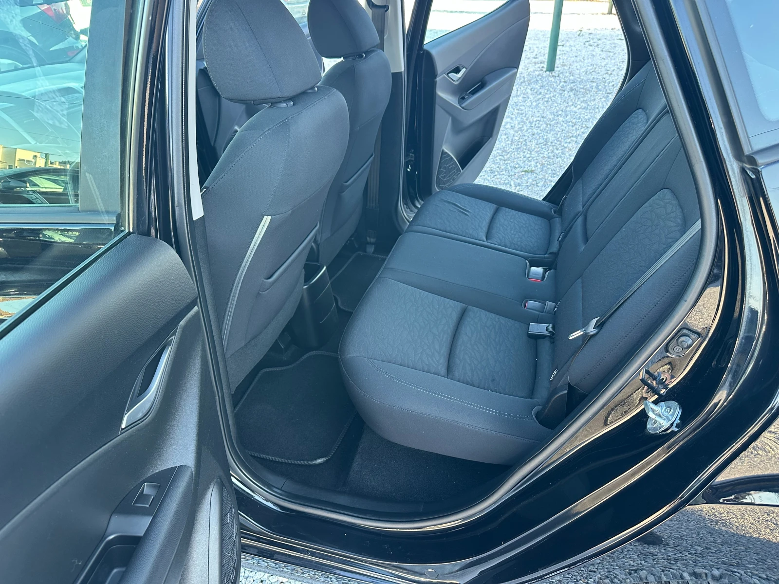 Hyundai Ix20 1.4CRDI, снимка 9 - Автомобили и джипове - 56128695