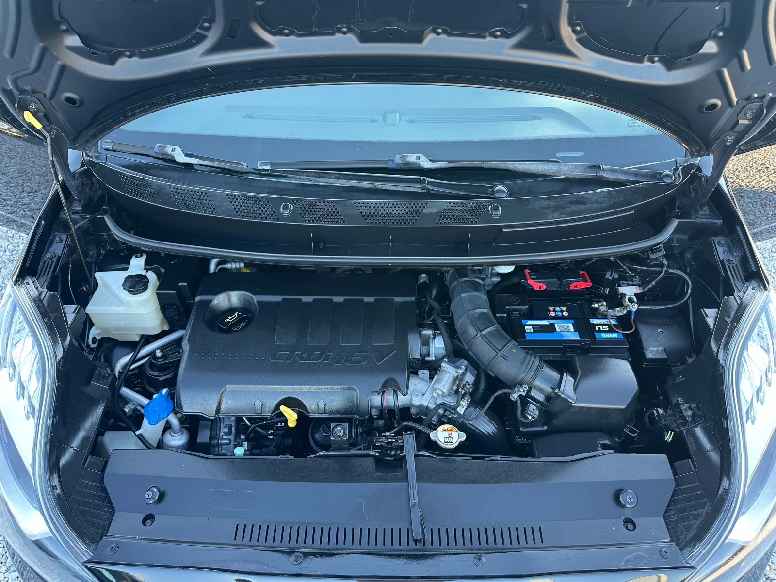 Hyundai Ix20 1.4CRDI, снимка 13 - Автомобили и джипове - 56128695