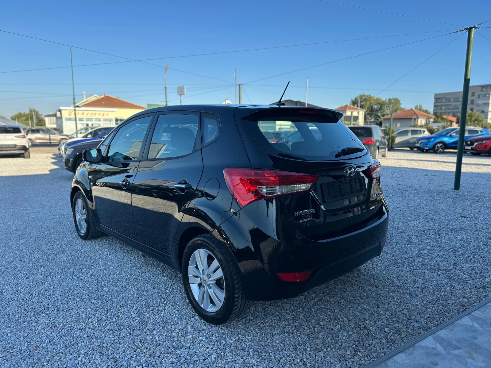 Hyundai Ix20 1.4CRDI, снимка 3 - Автомобили и джипове - 56128695