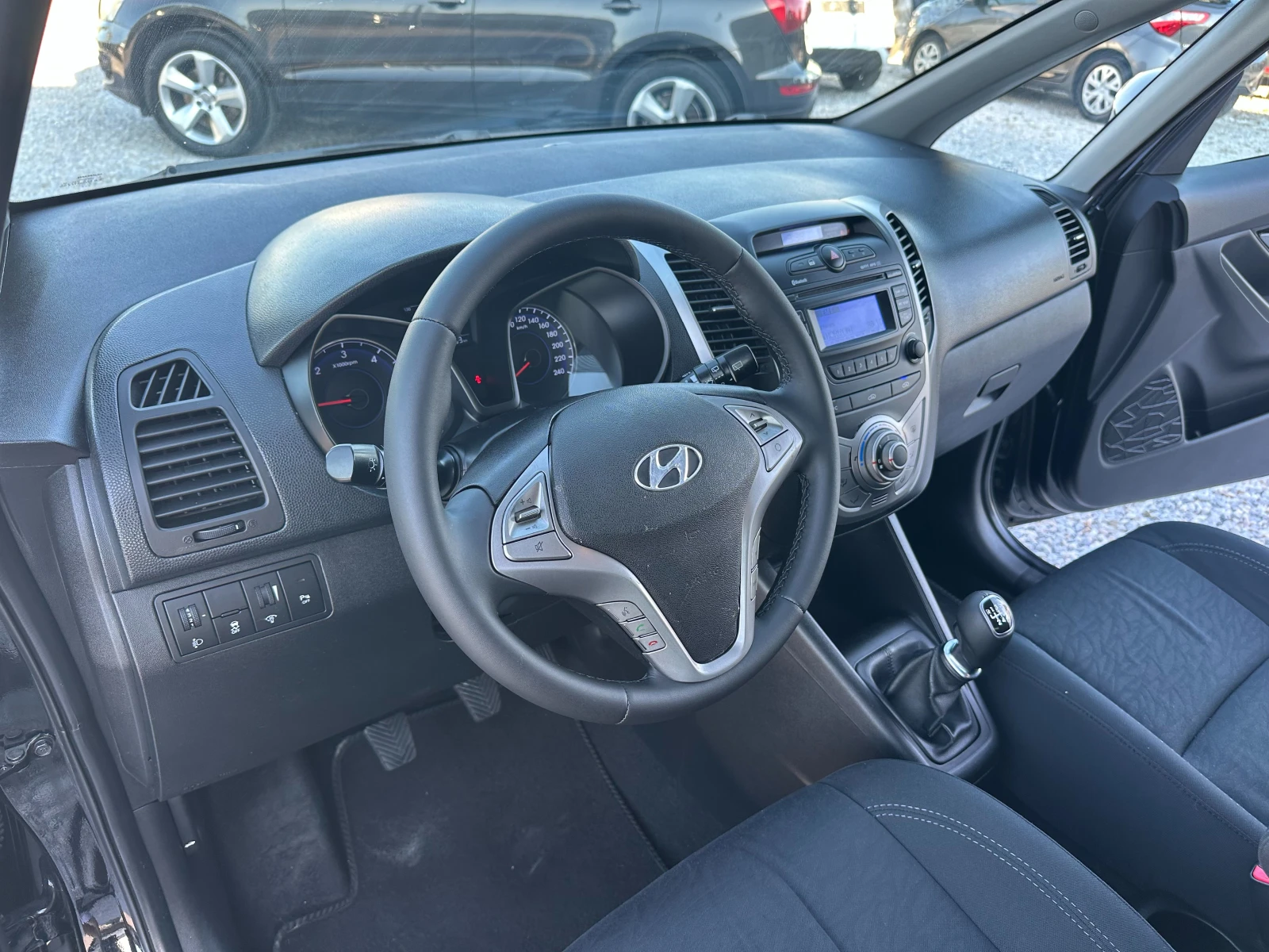 Hyundai Ix20 1.4CRDI, снимка 12 - Автомобили и джипове - 56128695