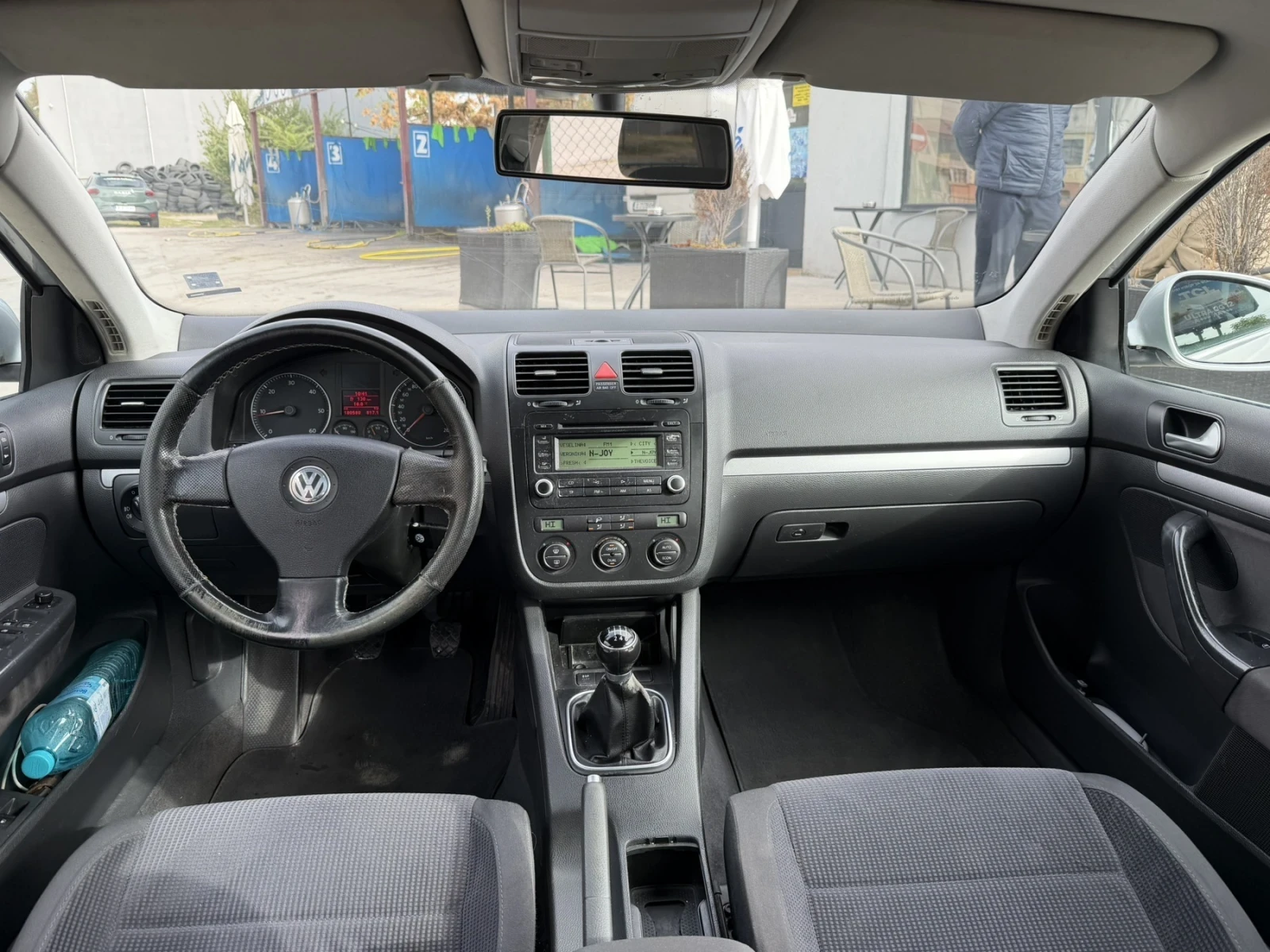 VW Jetta, снимка 6 - Автомобили и джипове - 56662415