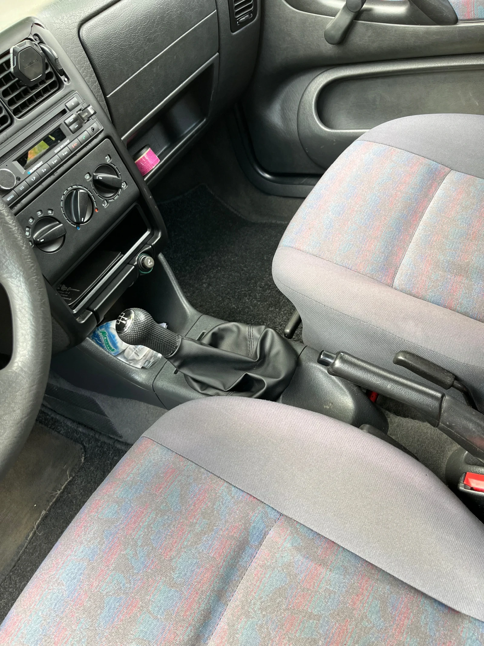 VW Polo 1.4 60 , снимка 5 - Автомобили и джипове - 56746853