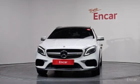 Mercedes-Benz GLA 45 AMG 4MATIC* HARMAN KARDON* MEMORY* PANORAMA* АЛКАНТАРА, снимка 2