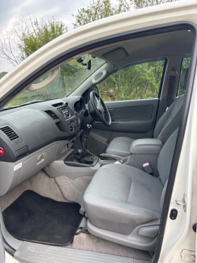 Toyota Hilux | Mobile.bg    7