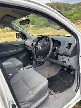 Toyota Hilux | Mobile.bg    8