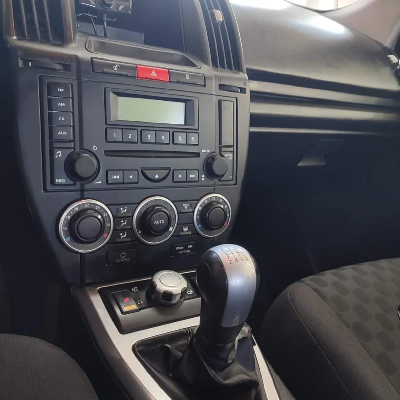 Land Rover Freelander 2.2 дизел , снимка 10 - Автомобили и джипове - 47620815