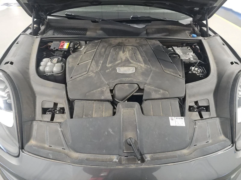 Porsche Cayenne, снимка 15 - Автомобили и джипове - 53491167