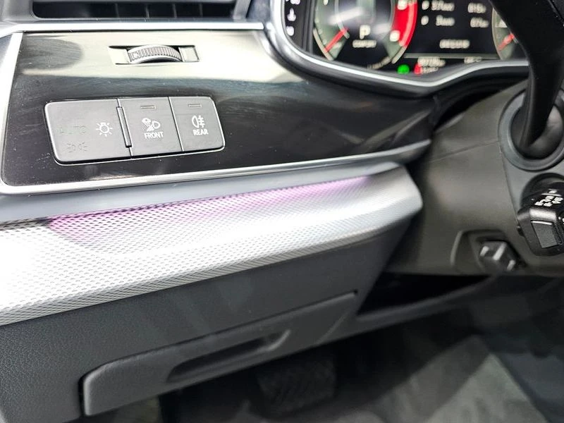 Audi Q7 45 TDI Quattro| 230к.с.| ВКЛ.ТЕХНОТЕСТ, снимка 13 - Автомобили и джипове - 55099867