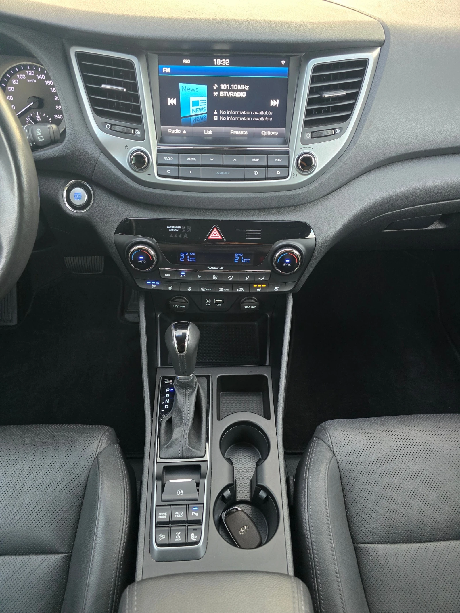 Hyundai Tucson 1.6T-GDI 4X4 Premium - изображение 9