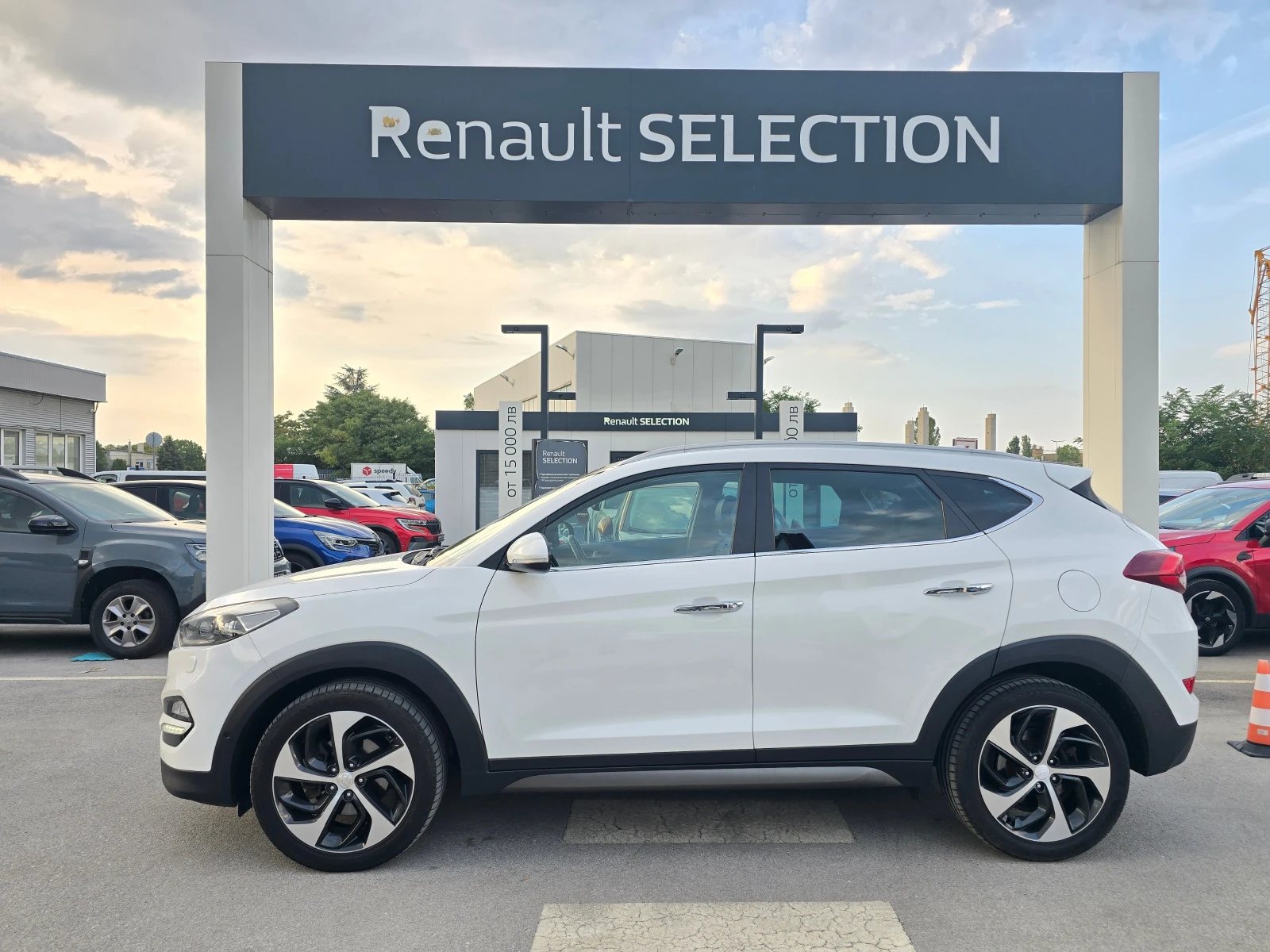 Hyundai Tucson 1.6T-GDI 4X4 Premium - изображение 3