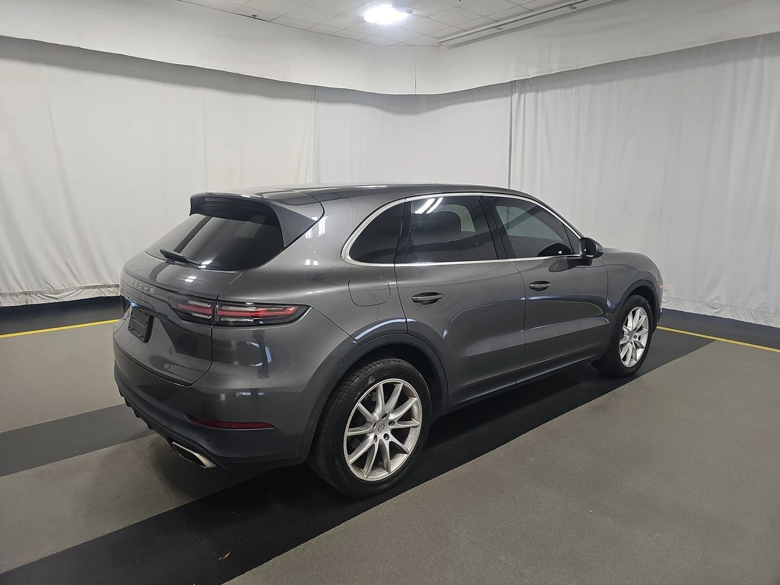 Porsche Cayenne  - изображение 4