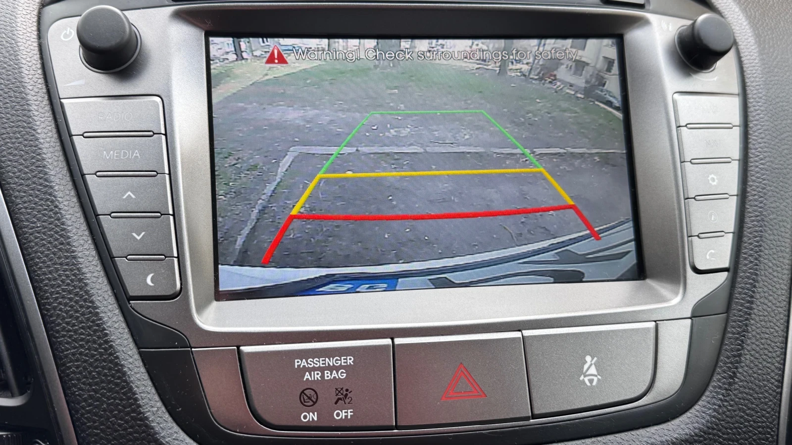 Hyundai IX35, снимка 10 - Автомобили и джипове - 53771384