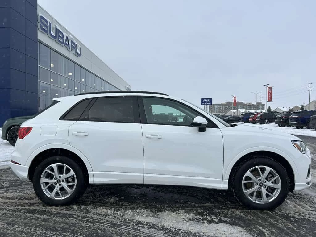 Audi Q3 * quattro * CARFAX * ЦЕНА ДО БГ, снимка 9 - Автомобили и джипове - 53847107