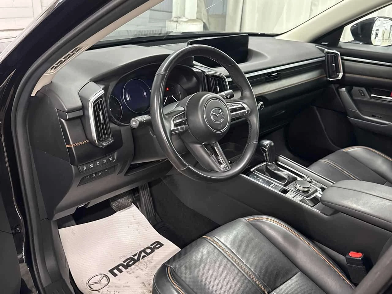 Mazda CX-50 GT w/Turbo AWD  CARFAX, снимка 5 - Автомобили и джипове - 54156108