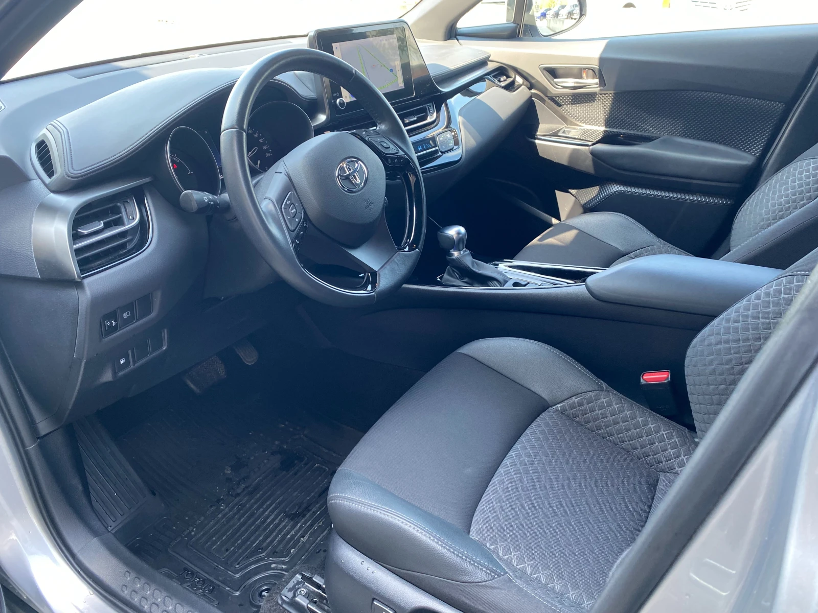 Toyota C-HR 1.8 HEV Club | Mobile.bg � ����������� 11