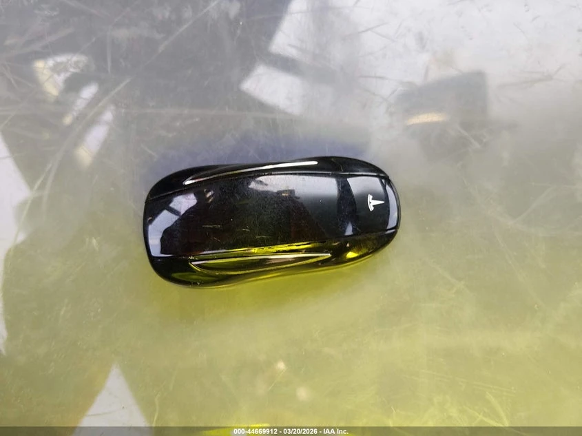 Tesla Model X 100D/75D/90D, снимка 11 - Автомобили и джипове - 54906913