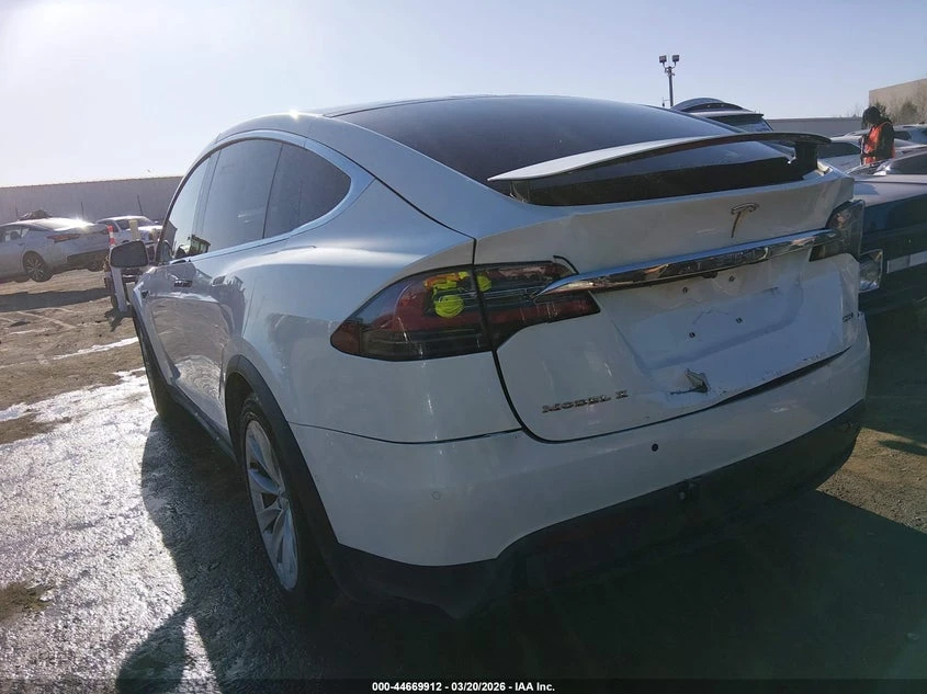 Tesla Model X 100D/75D/90D, снимка 3 - Автомобили и джипове - 54906913