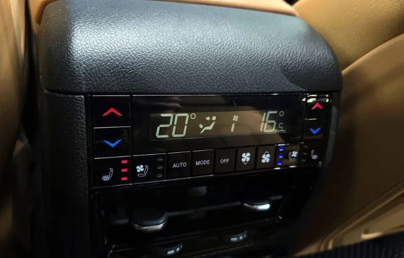 Jeep Grand cherokee SUMMIT | RESERVE | FULL , снимка 12 - Автомобили и джипове - 54979346