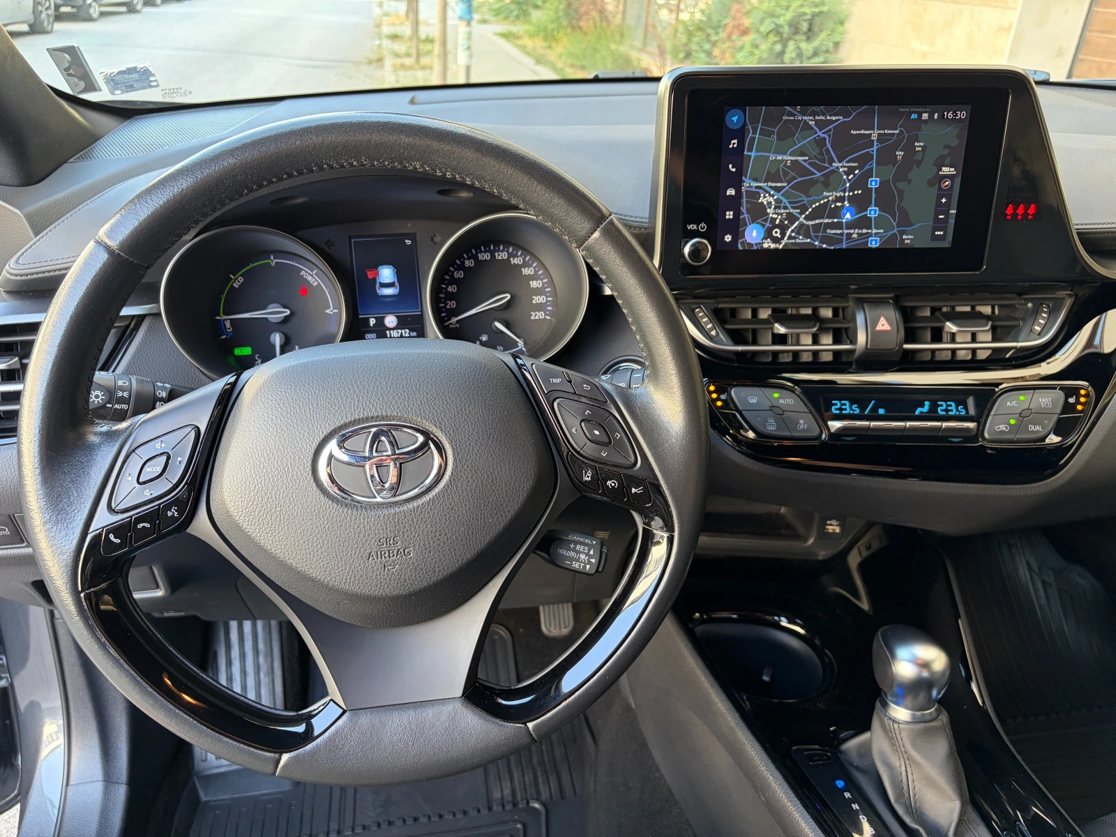 Toyota C-HR 1.8Hybrid e-CVT Club- в Гаранция, снимка 9 - Автомобили и джипове - 55479943