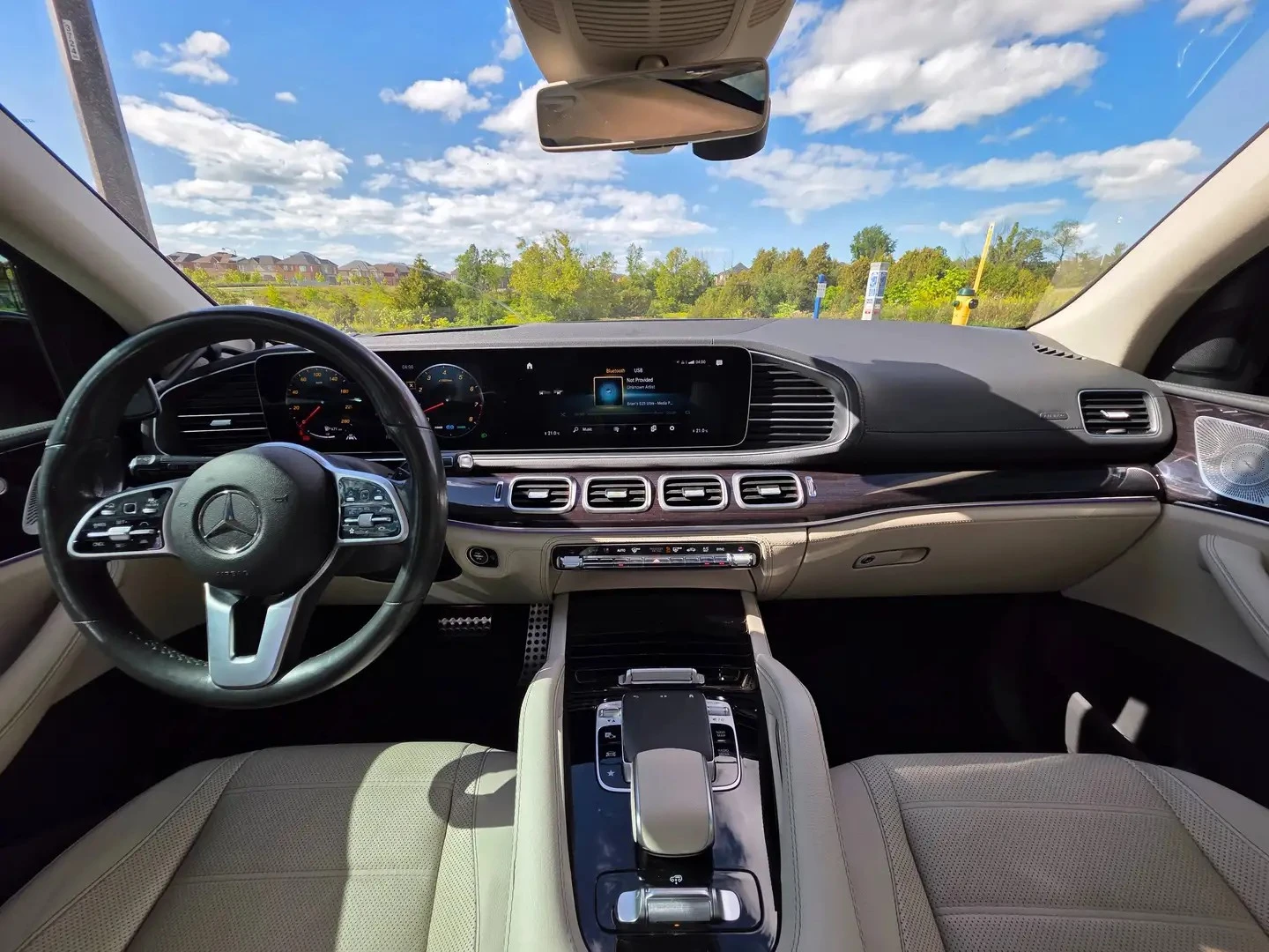 Mercedes-Benz GLS580 AMG* BURMESTER* ОБДУХ* DISTRONIC* PANO, снимка 11 - Автомобили и джипове - 55973413