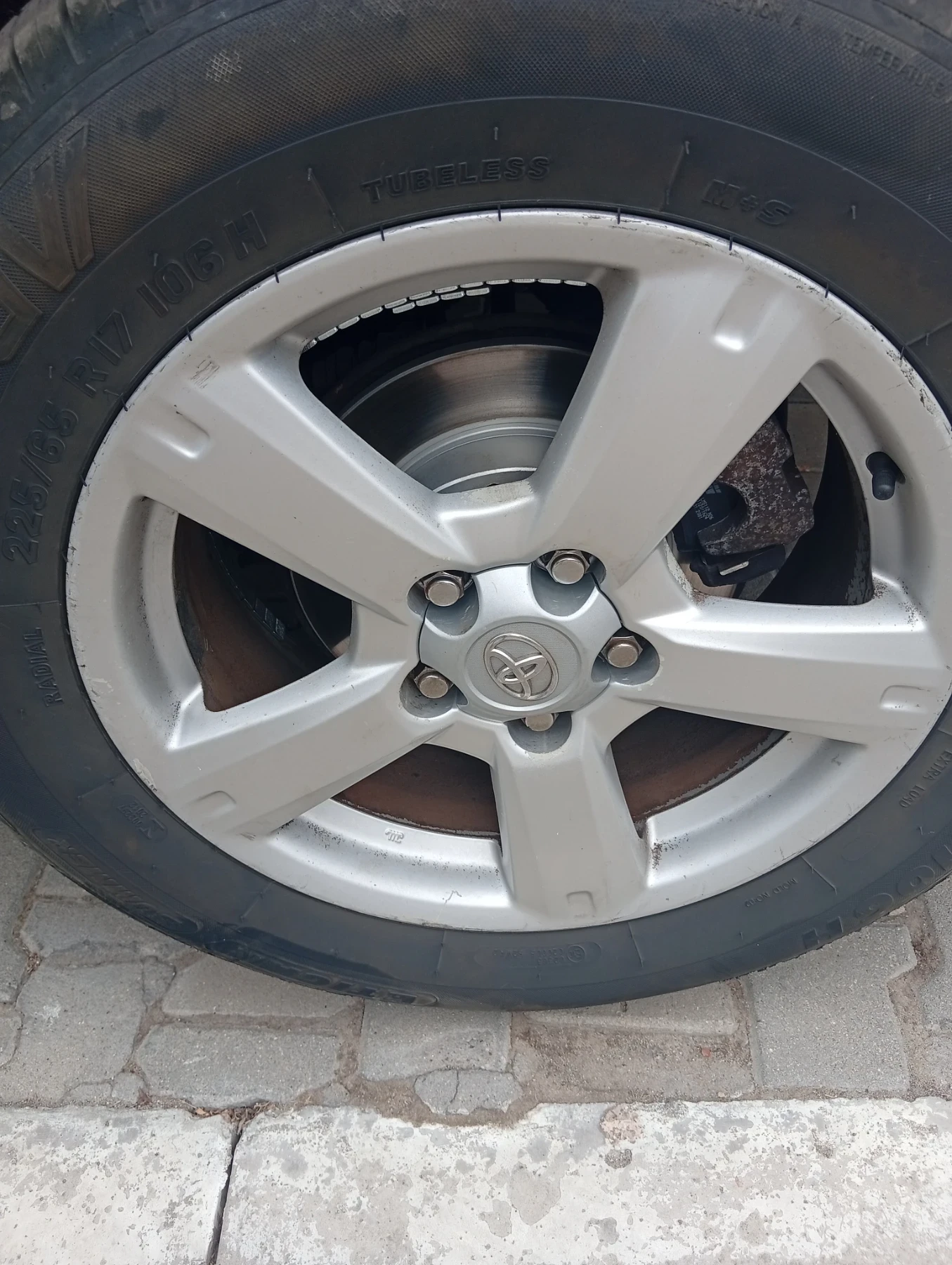 Toyota Rav4 2.2D4D, снимка 4 - Автомобили и джипове - 56172839