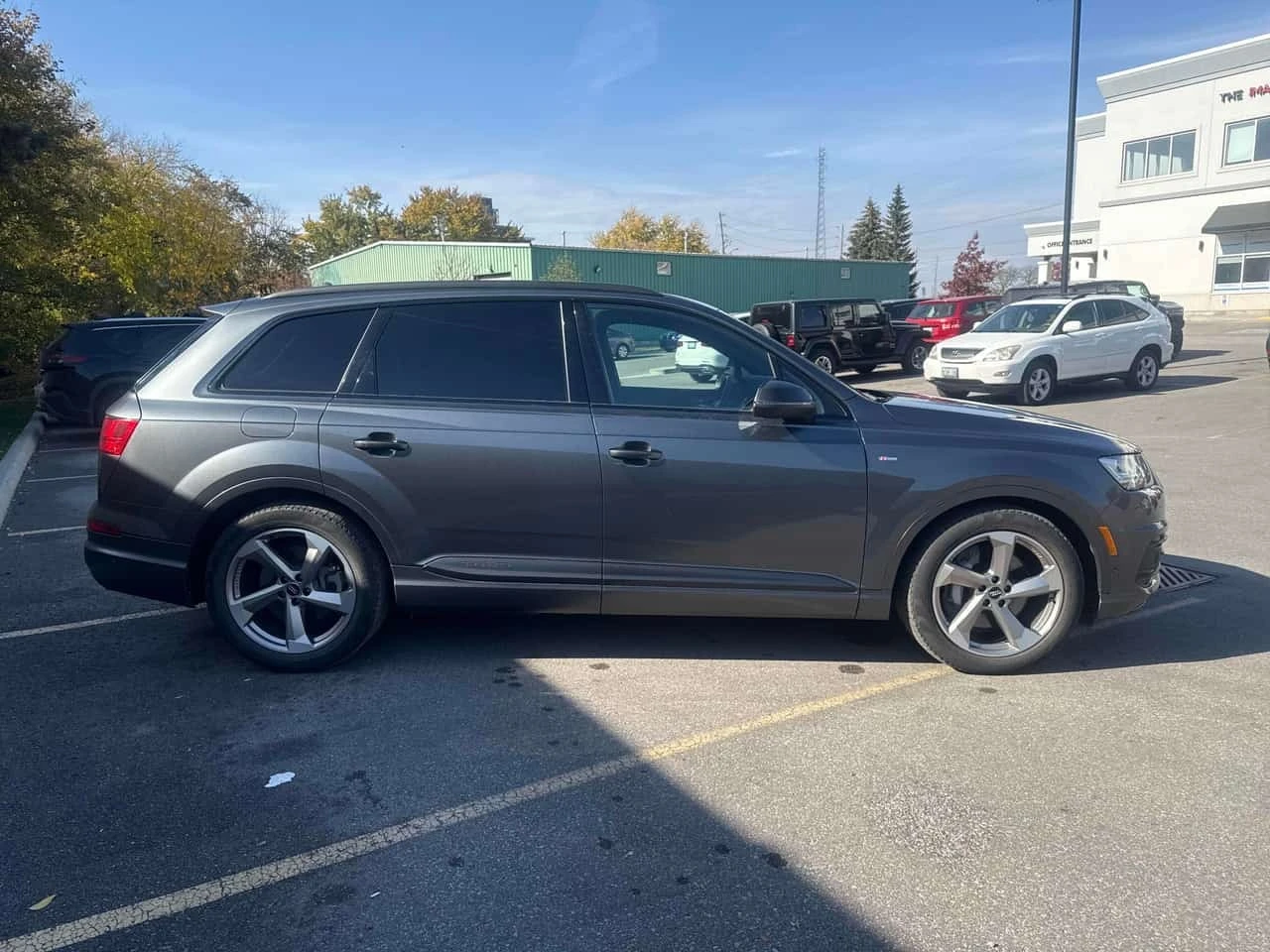 Audi Q7 * Technik * CARFAX * ДИСТРОНИК * 360 КАМЕРА * , снимка 4 - Автомобили и джипове - 56731885