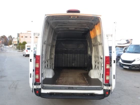Iveco Daily 35S13-12 КУБ. М. ОБЕМ НА ТОВАРНОТО ПОМЕЩЕНИЕ, снимка 15