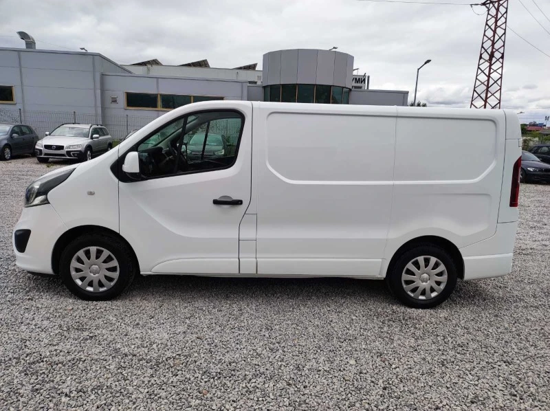 Opel Vivaro 1.6TD-120k.c., снимка 3 - Бусове и автобуси - 45550930