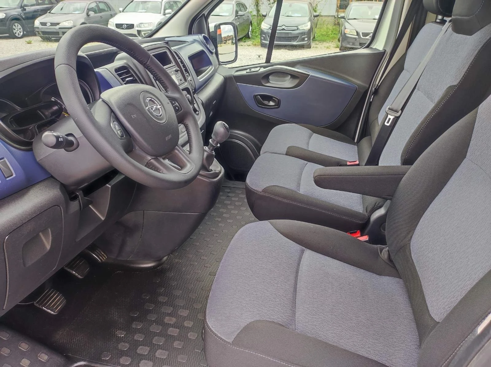 Opel Vivaro 1.6TD-120k.c. | Mobile.bg   12