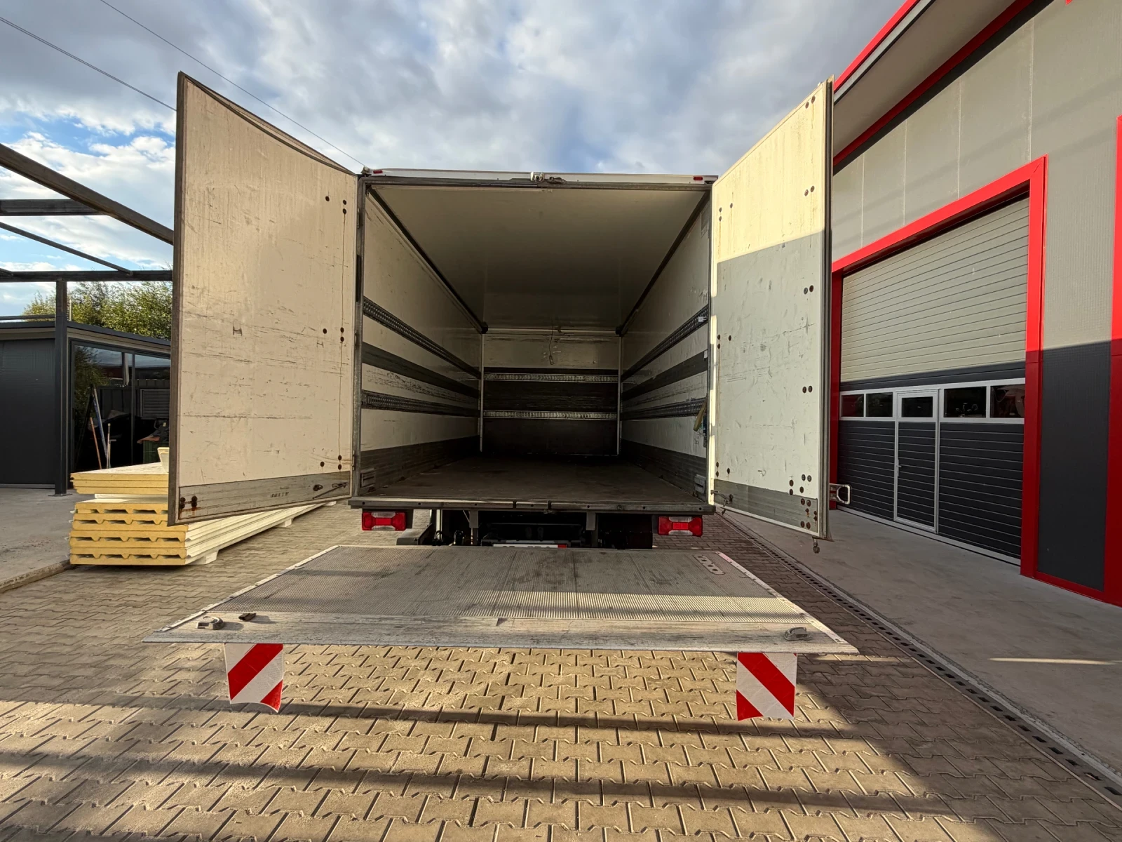 Iveco Daily Продава се само фургони, снимка 7 - Бусове и автобуси - 56248544