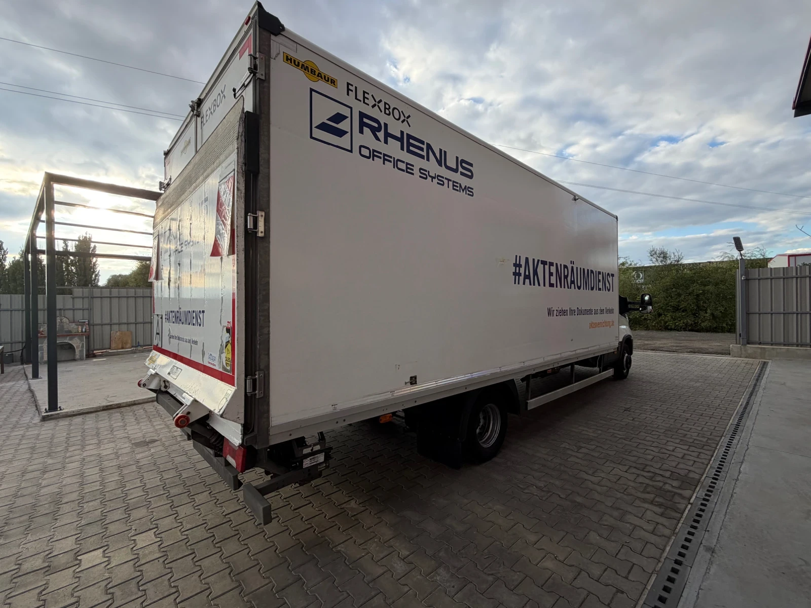 Iveco Daily Продава се само фургони, снимка 4 - Бусове и автобуси - 56248544