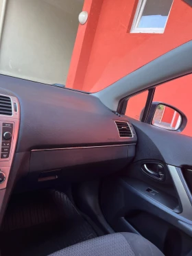 Toyota Avensis 1.8 VVTi, автоматична скоростна кутия, снимка 11