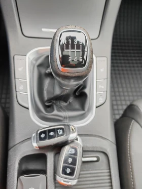 Hyundai I30 1.6, 136к.с., снимка 15