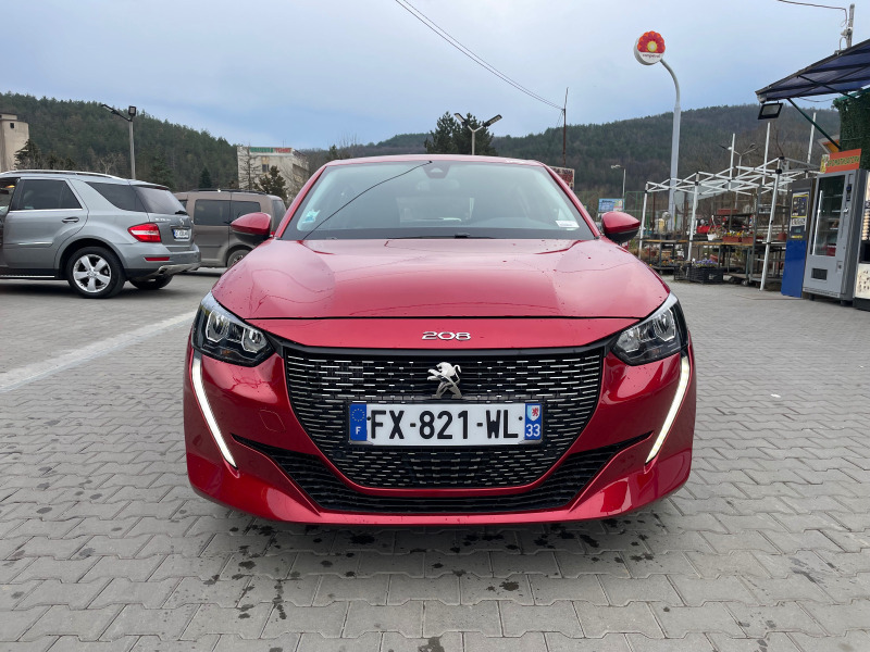 Peugeot 208 1.2, снимка 2 - Автомобили и джипове - 45546613