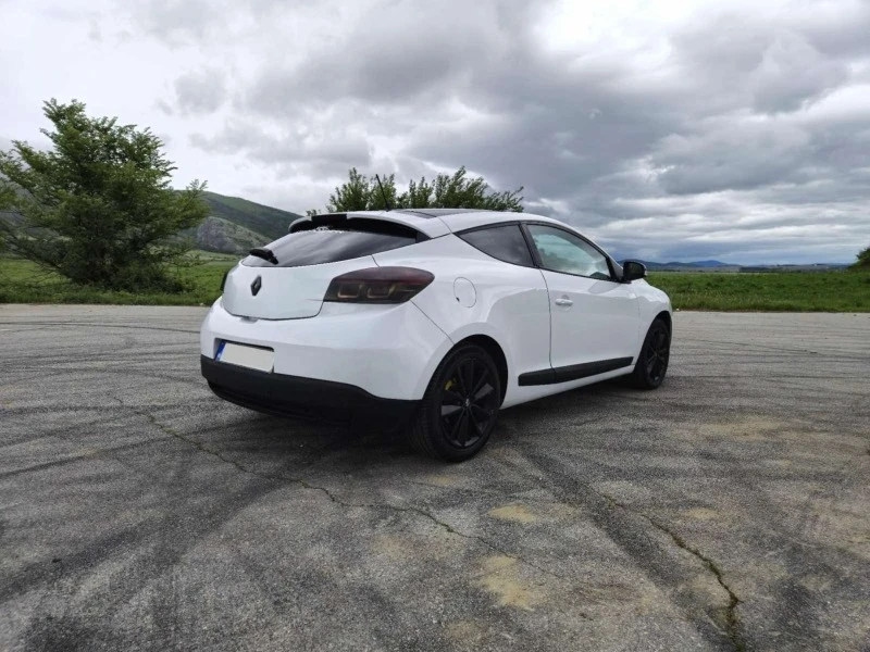 Renault Megane 1.4 TCe, снимка 6 - Автомобили и джипове - 47204949