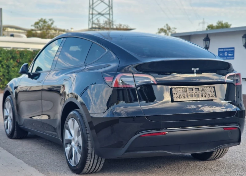 Tesla Model Y  4х4 Европейска , снимка 7 - Автомобили и джипове - 46432371