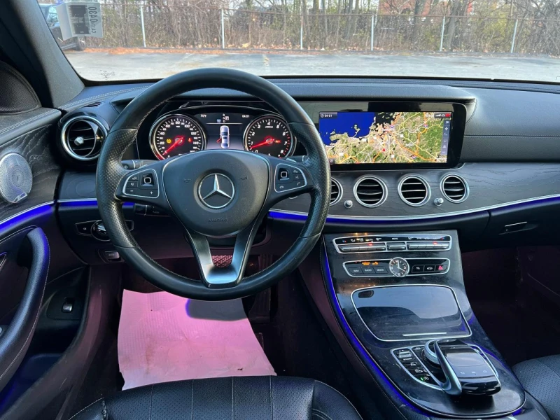 Mercedes-Benz E 300 4MATIC* LUXURY* , снимка 5 - Автомобили и джипове - 48119966