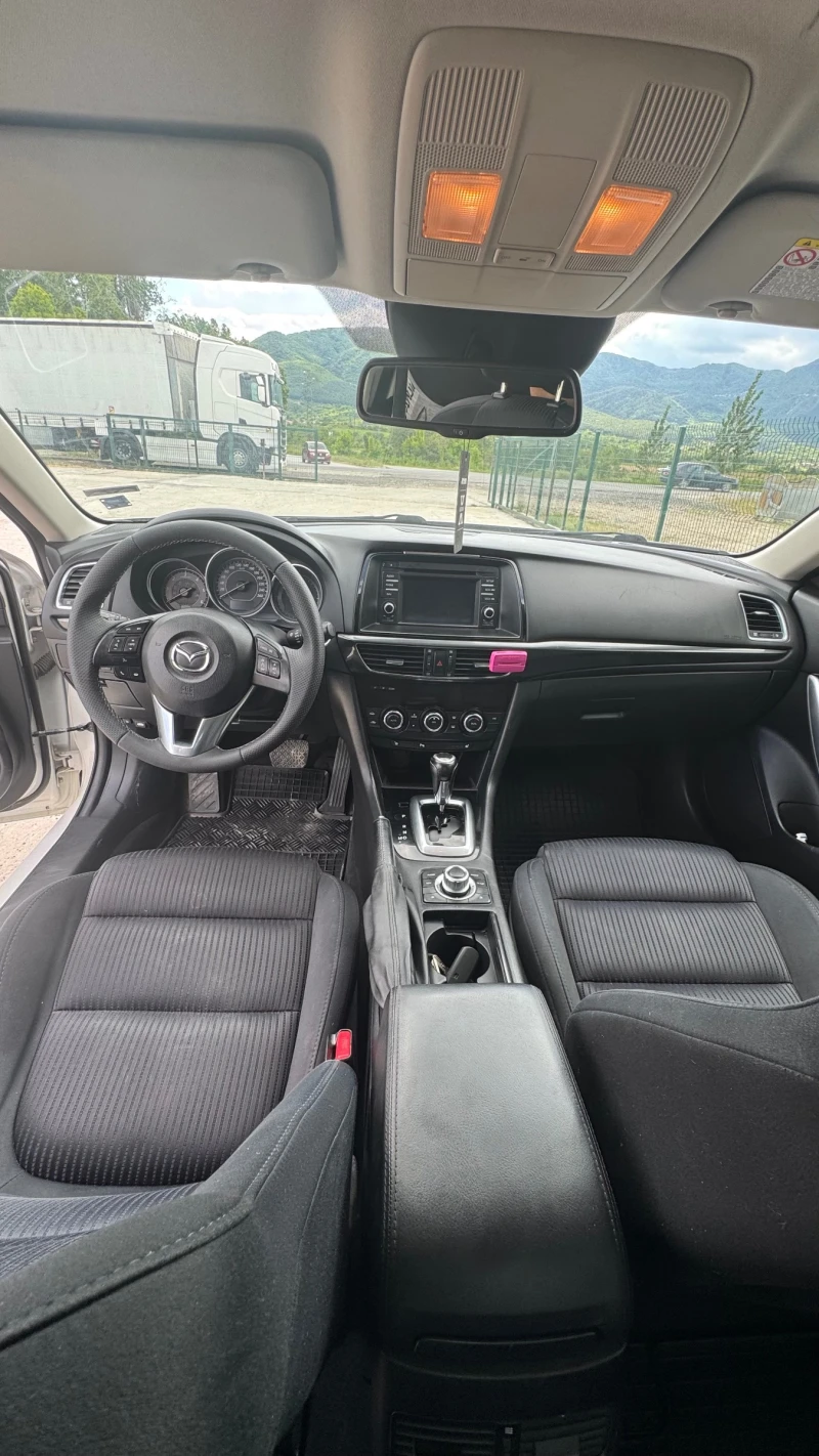 Mazda 6 2.2D AUTOMATIC! В МНОГО ДОБРО СЪСТОЯНИЕ!, снимка 10 - Автомобили и джипове - 50539503