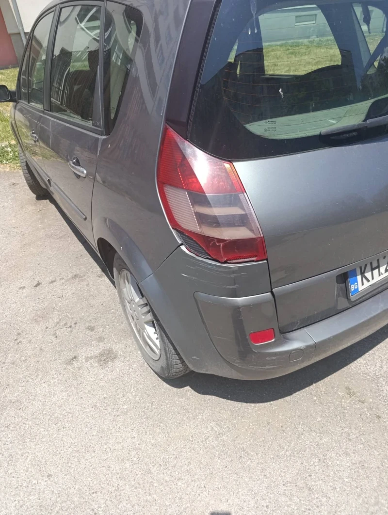 Renault Scenic, снимка 4 - Автомобили и джипове - 52263226