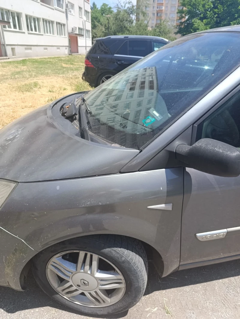 Renault Scenic, снимка 5 - Автомобили и джипове - 52263226