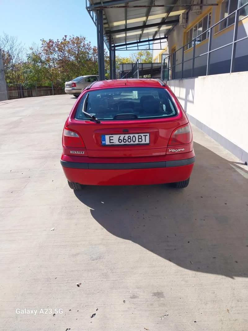 Renault Megane, снимка 9 - Автомобили и джипове - 52392232