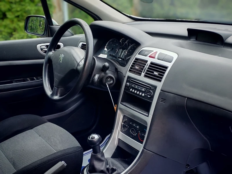 Peugeot 307 1.6HDI(109)* FACELIFT* НОВ ВНОС* , снимка 14 - Автомобили и джипове - 52666700